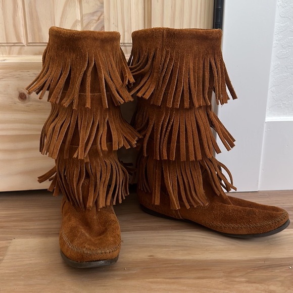 Minnetonka brown suede fringe mid-calf boots size 7 - Picture 1 of 7